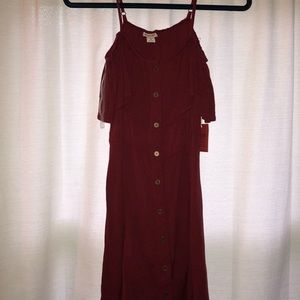 Cute tank dress with off the arm sleeves